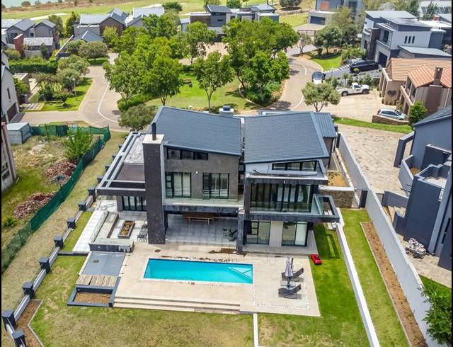 4 BEDROOM PROPERTY TO RENT IN COPPERLEAF ESTATE